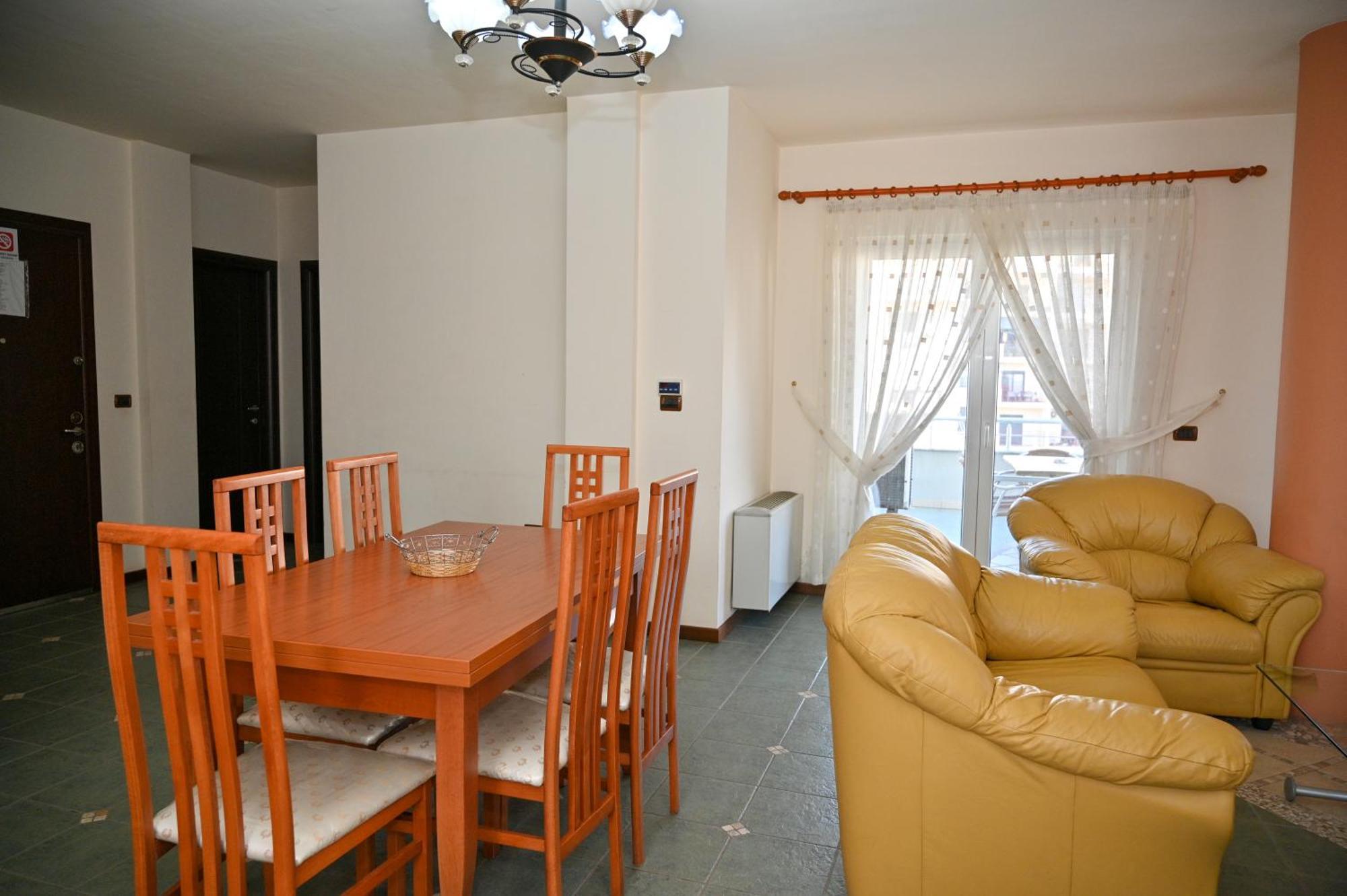 Hotel Vila Emes Durres Exterior photo