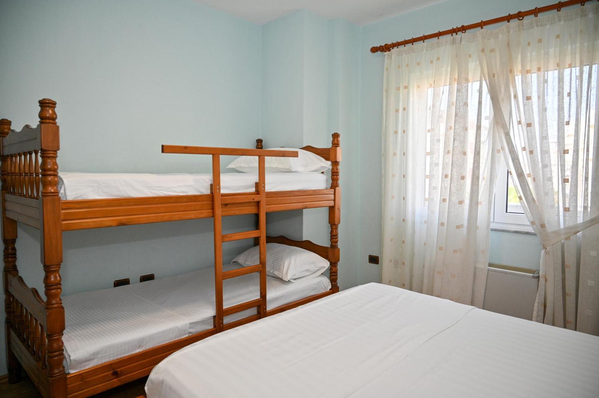 Hotel Vila Emes Durres Room photo