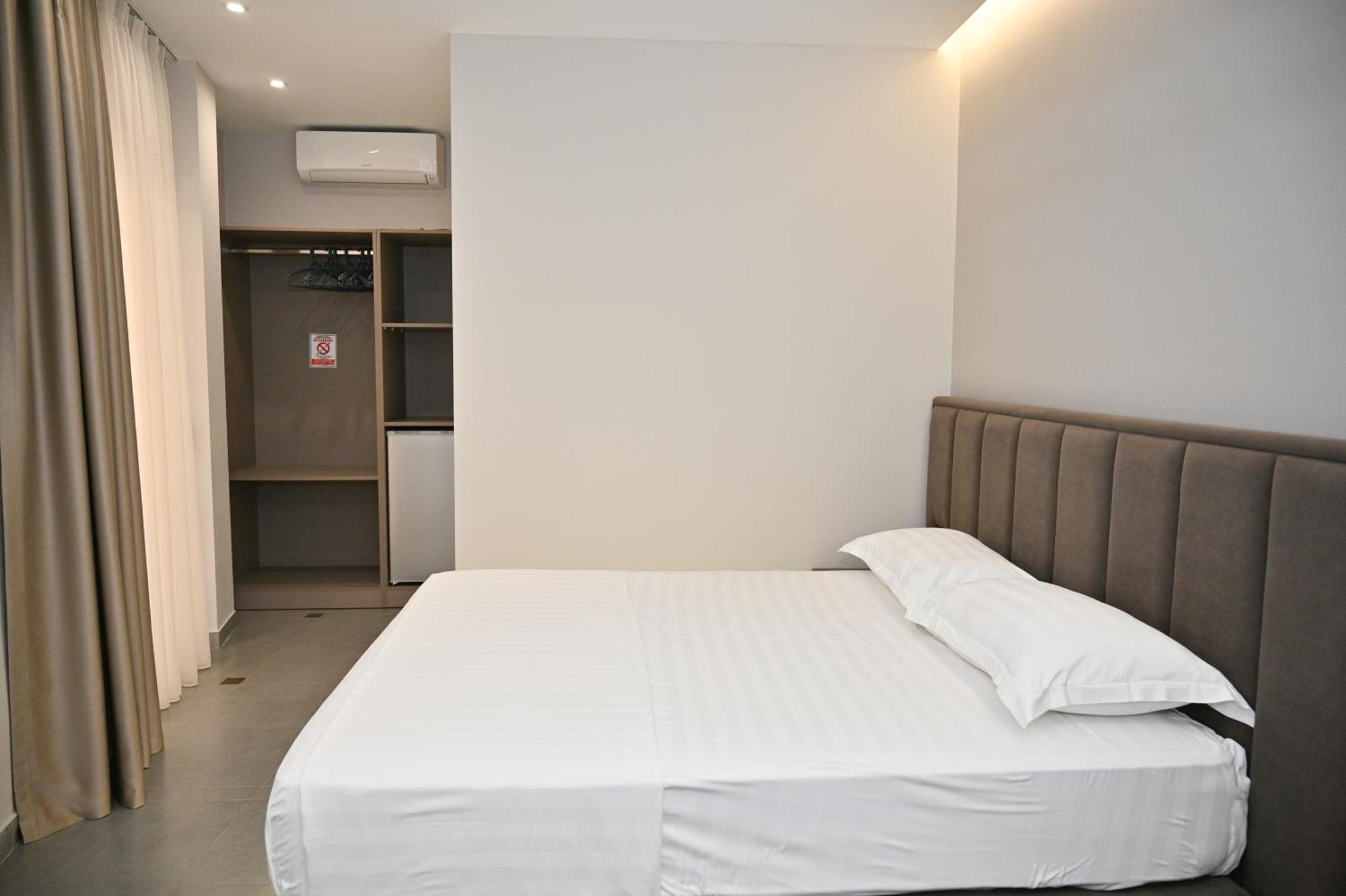 Hotel Vila Emes Durres Exterior photo