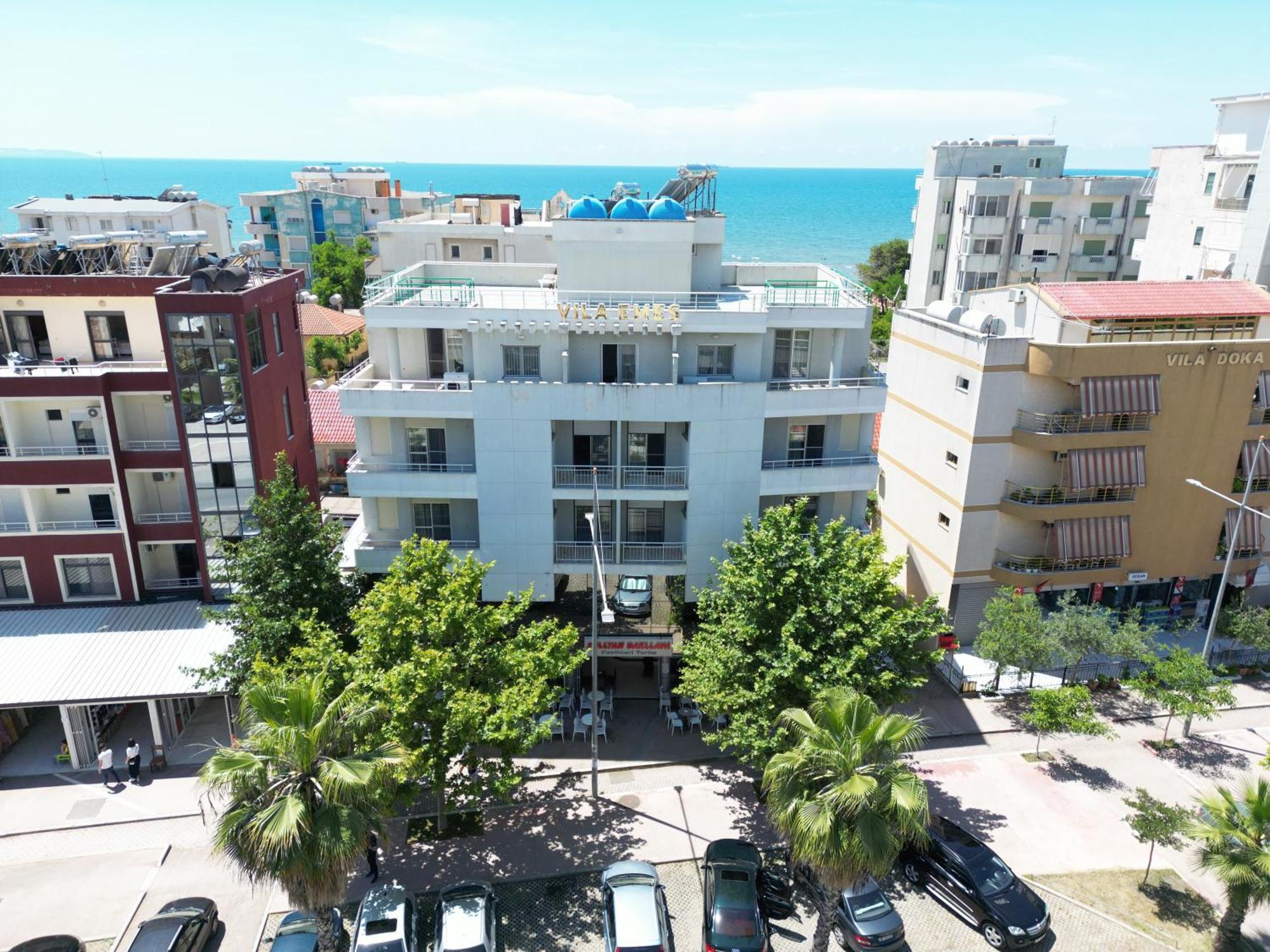 Hotel Vila Emes Durres Exterior photo